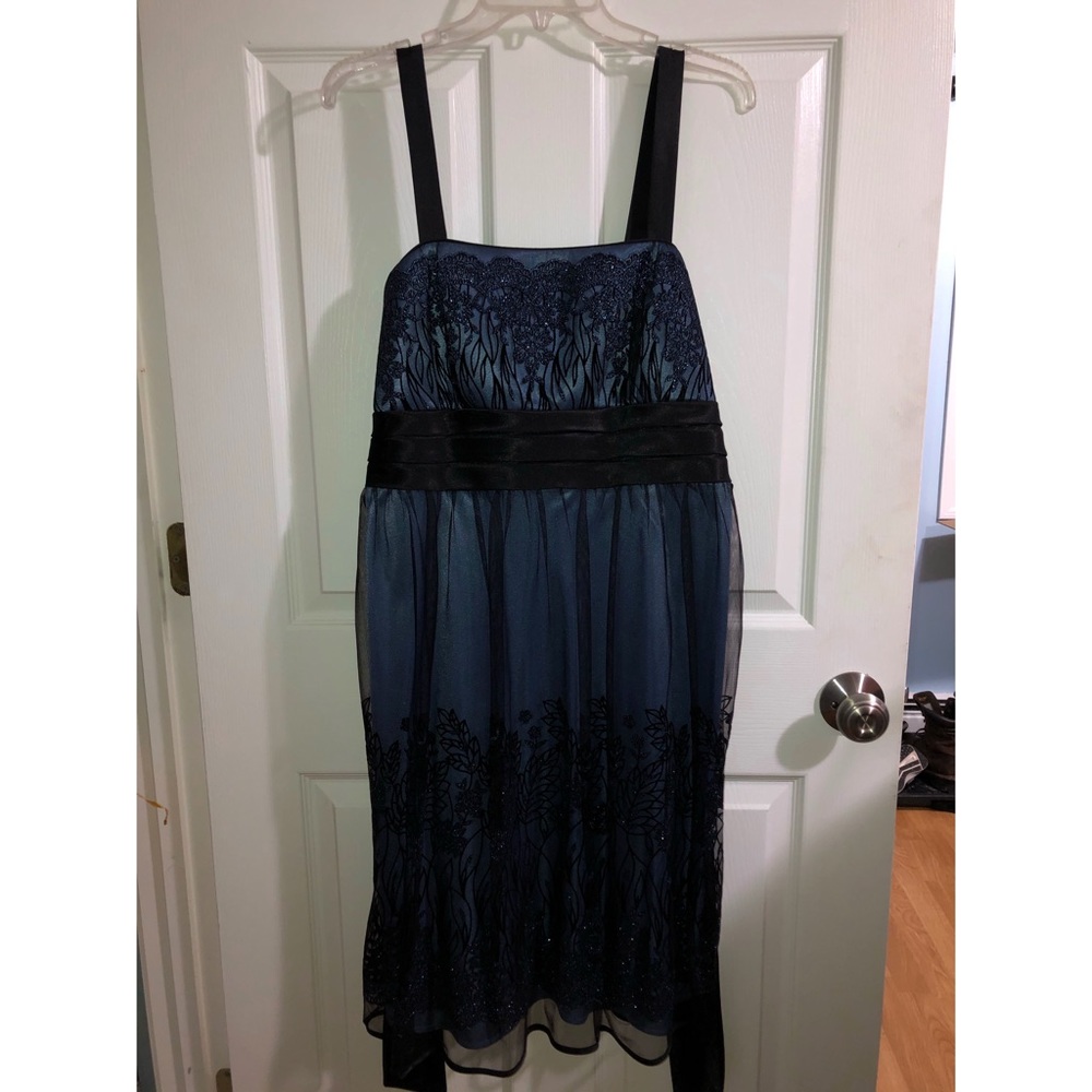 R&MRichard beaded formal dress